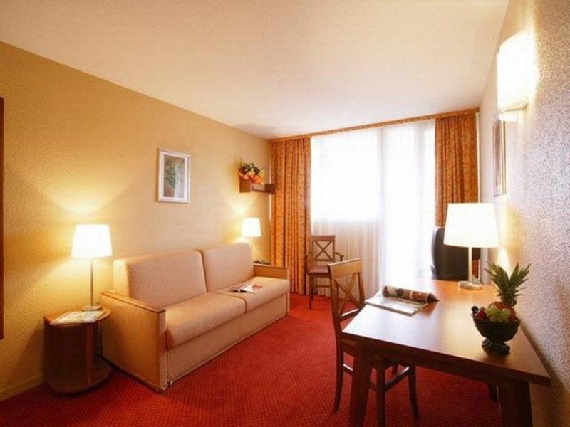 Citadines Centre Meriadeck Bordeaux Zimmer foto